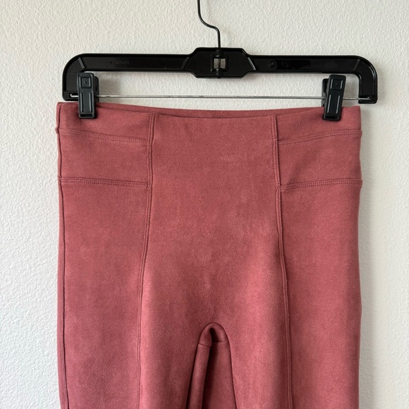 Spanx Faux Suede Leggings Rich Rise Pink High Wasited Rise Shaping - Picture 4 of 8